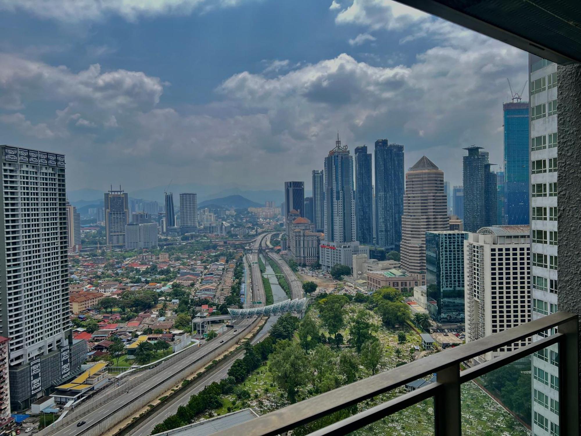 Summer Suites Klcc By Victorians Kuala Lumpur Dış mekan fotoğraf