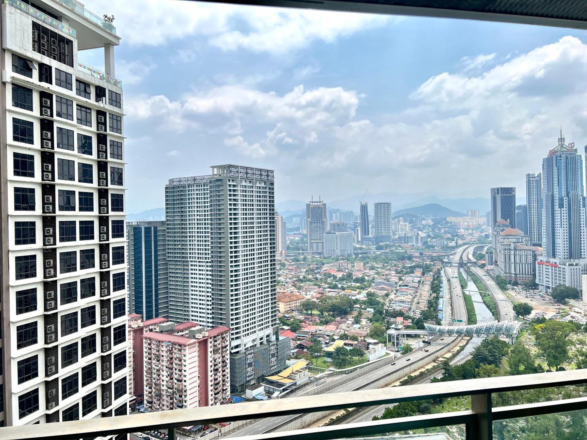Summer Suites Klcc By Victorians Kuala Lumpur Dış mekan fotoğraf